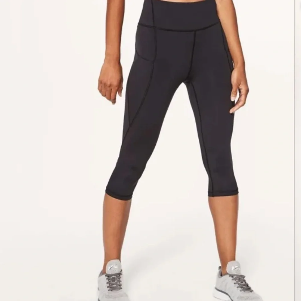 Lululemon Break Free Crop Nulux 17